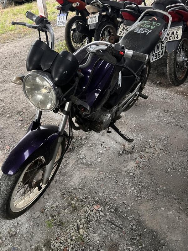 Foto de YAMAHA/FACTOR YBR125 E, ANO/MOD 2011/2011, COR ROXO, COMBUSTIVEL GASOLINA, PLACA NMG7964 - AL, RENAVAM 327204478, ID CHASSI 9C6KE1510B001367
