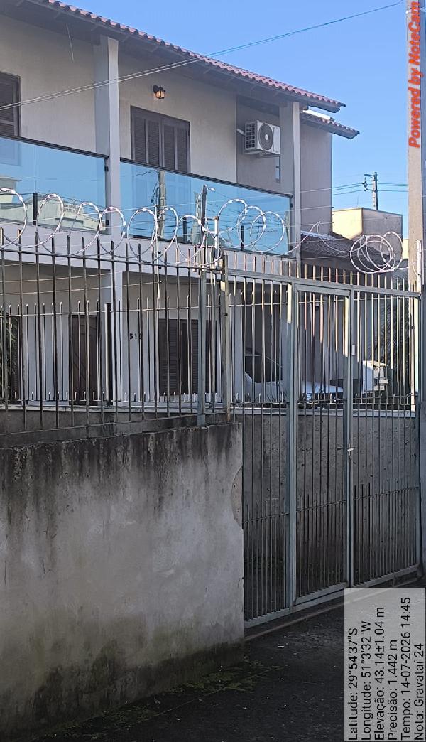 Foto de Casa em leilão no bairro Parque Ipiranga em Gravataí - RS