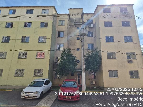 Foto de Apartamento em leilão no Condomínio Residencial San Rafael em Porto Alegre - RS