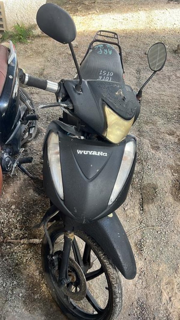 Foto de SHINERAY/50Q, ANO/MOD 2015/2016, COR PRETA, COMBUSTIVEL GASOLINA, PLACA 1 EMPLAC - N/I, RENAVAM N/I, ID CHASSI 99HJT1050GS001754, ID MOTOR W