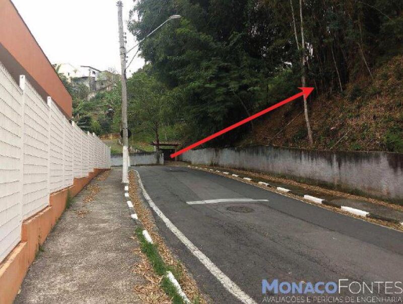 Foto de Terreno em leilão no bairro Vale dos Eucaliptos em Guararema - SP