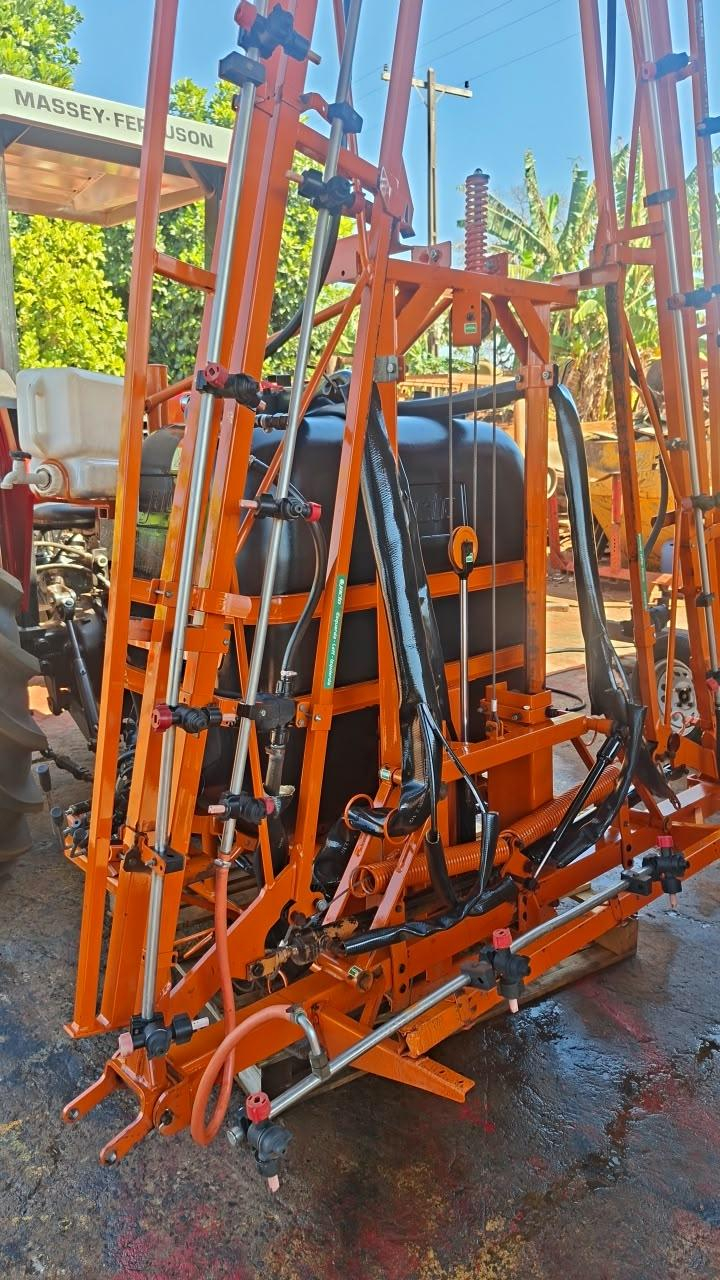 Foto de PULVERIZADOR JACTO CONDOR AM 12 - ANO 2022