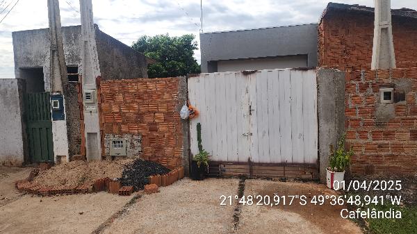 Foto de Casa em leilão no bairro Pena em Cafelândia - SP