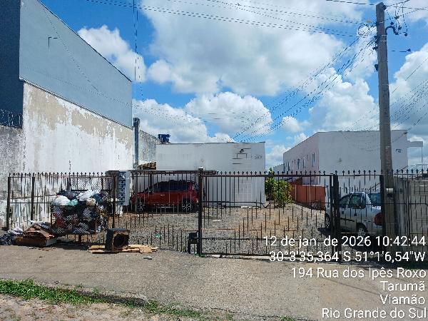 Foto de Casa em leilão no bairro Taruma em Viamão - RS