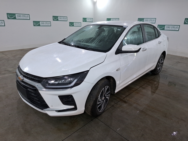 Foto de CHEVROLET ONIX SED. PLUS PREM. 1.0 12V TB FLEX AUT 2025 / 2026 BRANCA ALCOOL / GASOLINA (N° FIPE 004504-7)