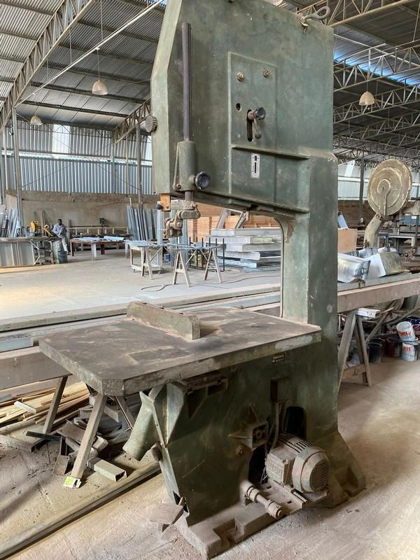 Foto de SERRA FITA INVICTA VOLANTE DE 800 MM C/MOTOR TRIFASICO
