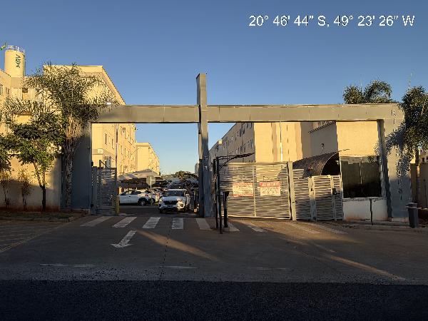 Foto de Apartamento em leilão no bairro Boa Vista em São José Do Rio Preto - SP