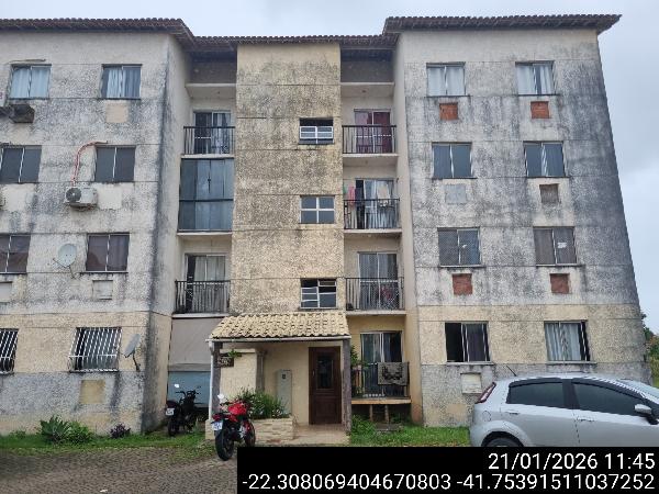 Foto de Apartamento em leilão em Macaé - RJ