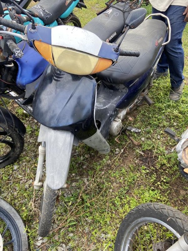 Foto de HONDA/C100 BIZ ES, ANO/MOD 2003/2004, COR AZUL, COMBUSTIVEL GASOLINA, PLACA MVD9188 - AL, RENAVAM 820060917, ID CHASSI 9C2HA07104R009799, ID