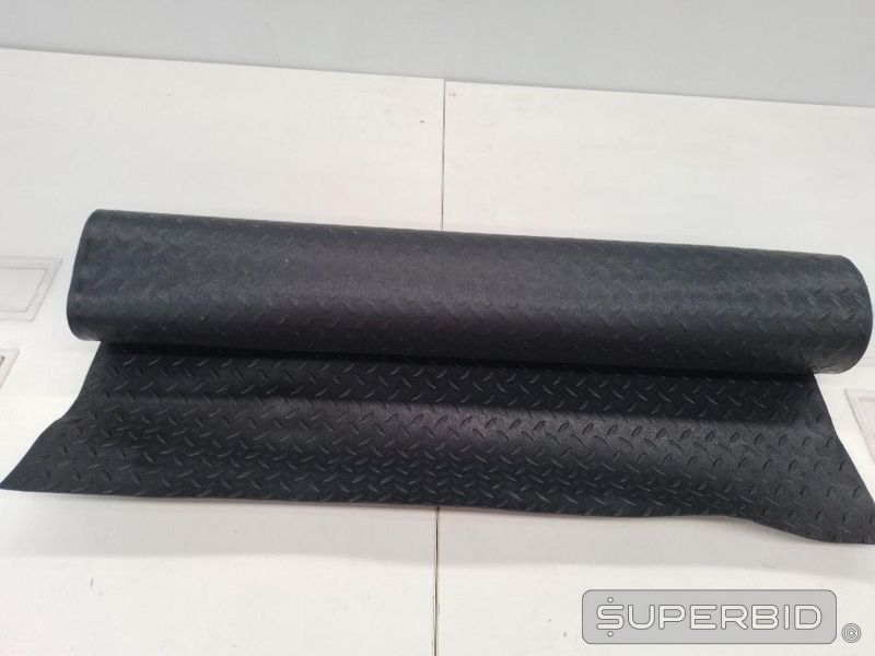 Foto de COLCHÃO DE ESPUMA D20, PUFF PORTA BRINQUEDO, CADEIRA DE CAMPING, RACK SUSPENSO VEGAS E OUTROS (APROX. 15UN) (Ref.: SB0032754)