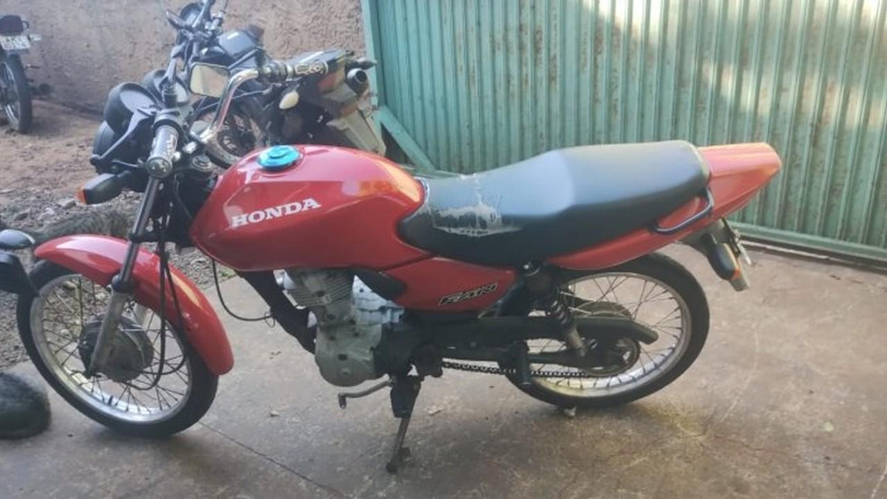 Foto de HONDA/CG 125 FAN, 2005/2005, VERMELHA