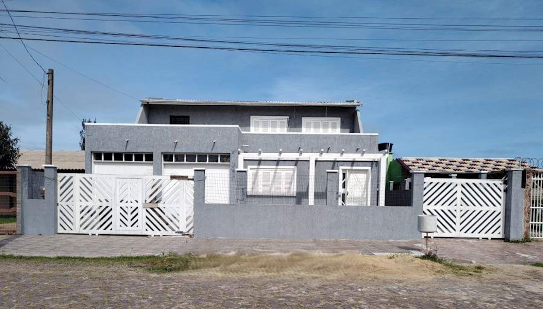 Foto de Casa em leilão no bairro Zona Nova Extensão Sul em Tramandaí - RS