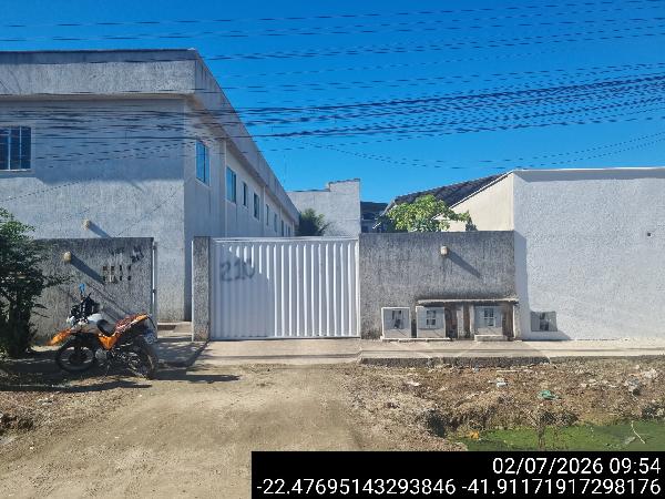 Foto de Apartamento em leilão em Rio Das Ostras - RJ