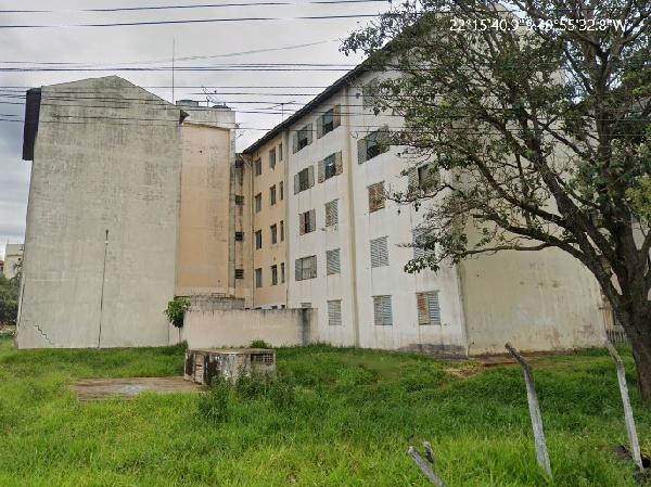 Foto de Apartamento em leilão no Conjunto Habitacional Paulo Lucio N em Marília - SP