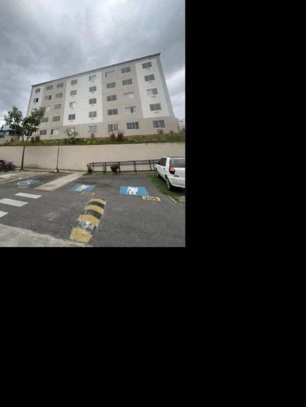 Foto de Apartamento em leilão em São Gonçalo - RJ