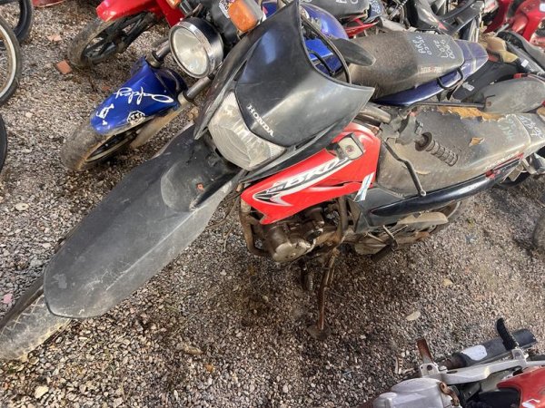 Foto de HONDA/NXR125 BROS ES, ANO/MOD 2005/2005, COR VERMELHO, COMBUSTIVEL GASOLINA, PLACA KIT1925 - AL, RENAVAM 857537571, ID CHASSI 9C2JD20205R027