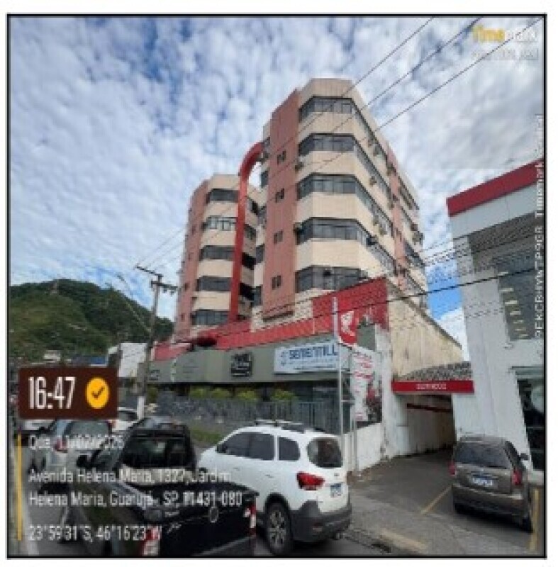 Foto de Comercial em leilão no bairro Vila Santa Rosa em Guarujá - SP