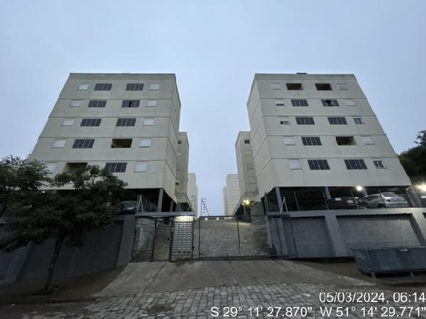 Foto de Apartamento em leilão no bairro Desvio Rizzo em Caxias Do Sul - RS