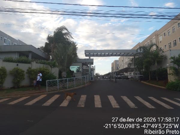 Foto de Apartamento em leilão no bairro Jardim Heitor Rigon em Ribeirão Preto - SP