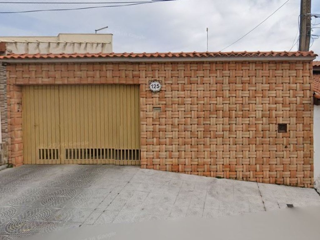 Foto de Casa em leilão no bairro Jardim Piazza Di Roma em Sorocaba - SP