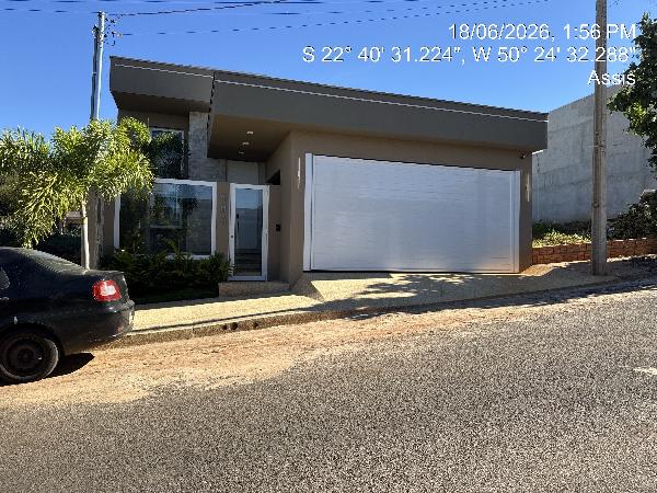 Foto de Casa em leilão no Residencial Park Bambu Ii em Assis - SP