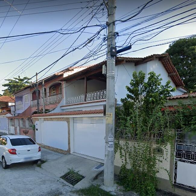 Foto de Direito e Ação sobre o Prédio Residencial constituído de Lote 04 da Quadra 10, situado na Rua José Alfredo Marsilac, Campo Grande, Rio de Janeiro. Área do Terreno: 153m2