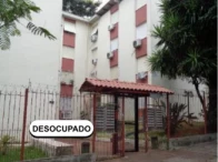Foto de Apartamento em leilão no bairro Santo Antônio em Porto Alegre - RS