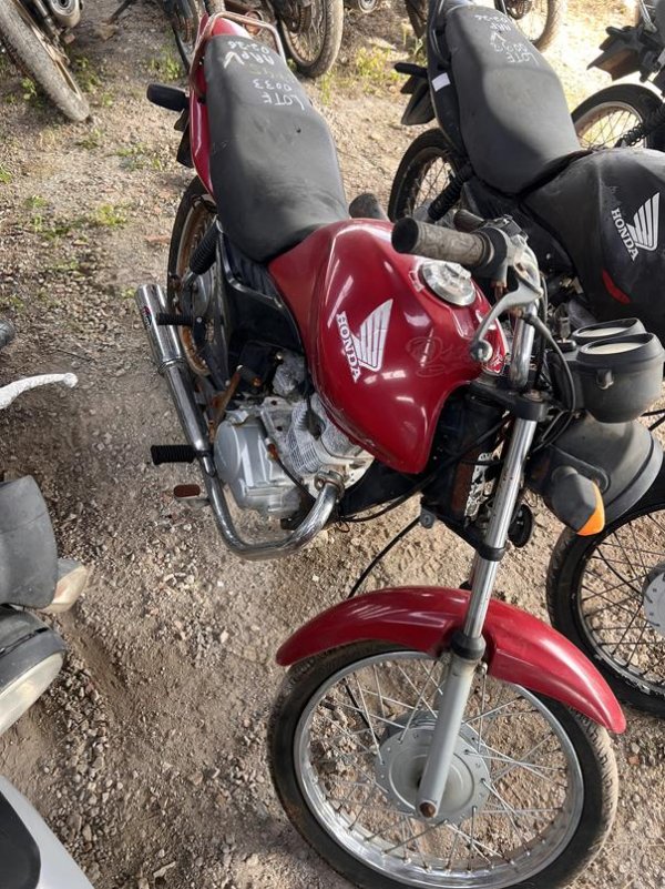 Foto de HONDA/CG 125 FAN KS, ANO/MOD 2010/2010, COR VERMELHO, COMBUSTIVEL GASOLINA, PLACA NME6604 - AL, RENAVAM 210692200, ID CHASSI 9C2JC4110AR6417