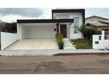 Foto de Casa em leilão no bairro Santo Antônio em Campos Novos - SC