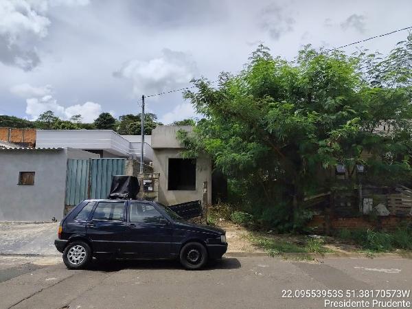 Foto de Casa em leilão no Residencial Alta Vista Ii em Presidente Prudente - SP
