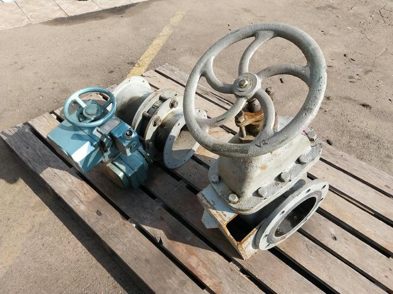Foto de 1 VALVULA E 1 BOMBA AUMA (Ref.: 21634)