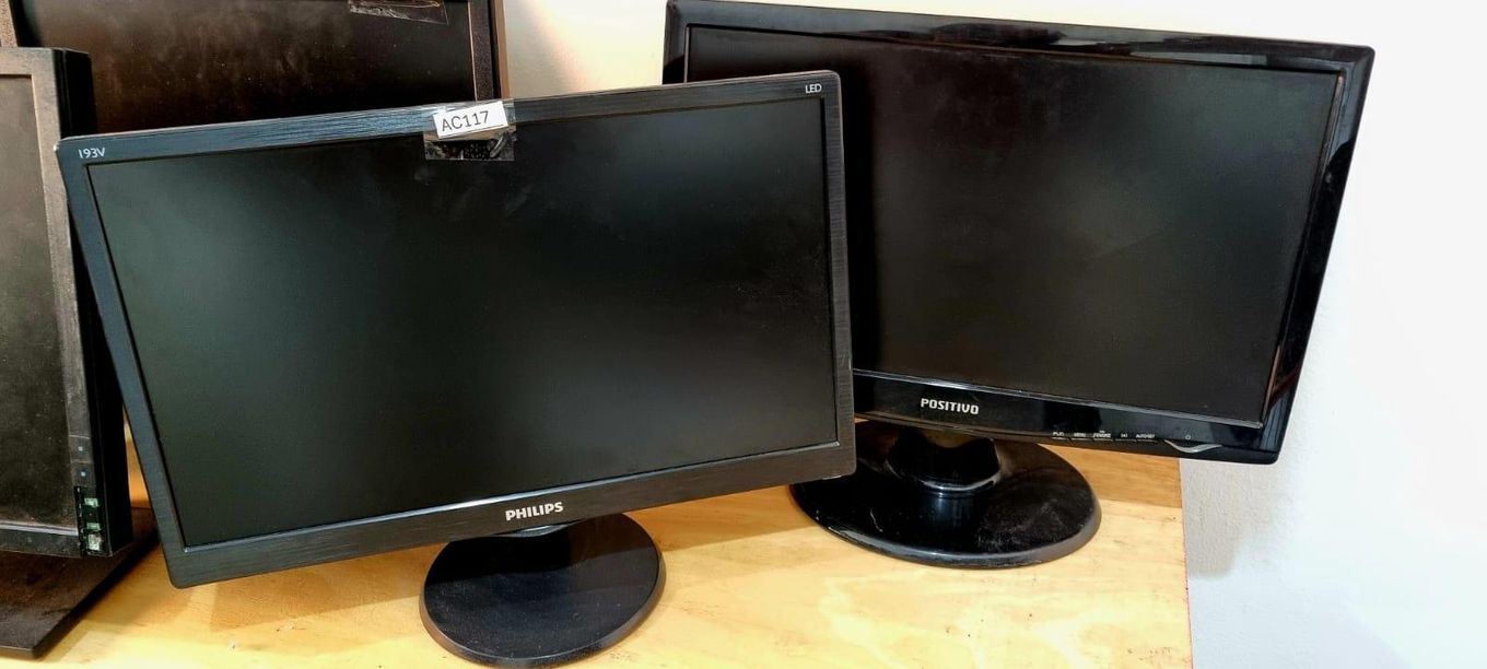 Foto de 02 MONITOR (USADO) (Ref.: AC117)
