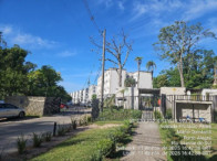 Foto de Apartamento em leilão no Condomínio Alto Protásio em Porto Alegre - RS