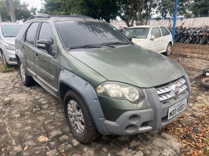 Foto de FIAT/PALIO WK ADVEN FLEX