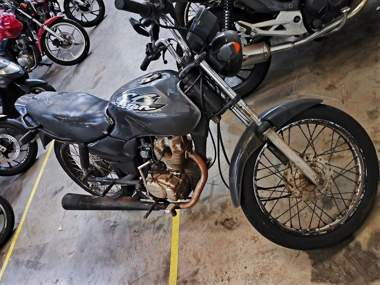 Foto de SUCATA CG 125 FAN - HONDA, 2007/2008, CINZA