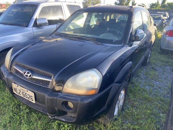 Foto de I/HYUNDAI TUCSON GL 20L, ANO/MOD 2009/2010, COR PRETA, COMBUSTIVEL GASOLINA, PLACA NLZ6526 - AL, RENAVAM 159879078, ID CHASSI KMHJM81BAAU103