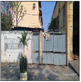 Foto de Casa em leilão no bairro Santo Elias em Mesquita - RJ