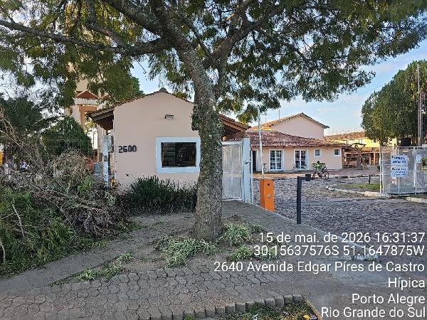 Foto de Casa em leilão no bairro Restinga em Porto Alegre - RS