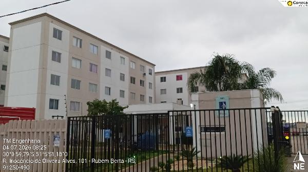 Foto de Apartamento em leilão no bairro Rubem Berta em Porto Alegre - RS