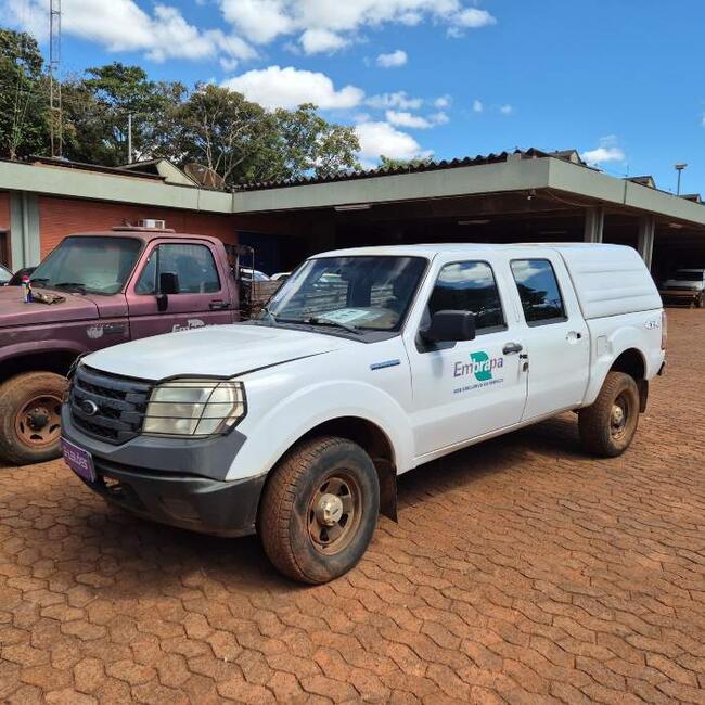 Foto de FORD RANGER XL 13P 2011
