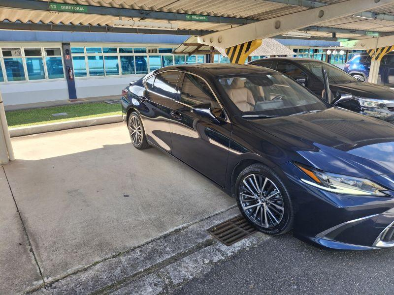 Foto de LEXUS ES300H (VEÍCULO BLINDADO), 2022/2023, Placa FINAL 6 (SP),