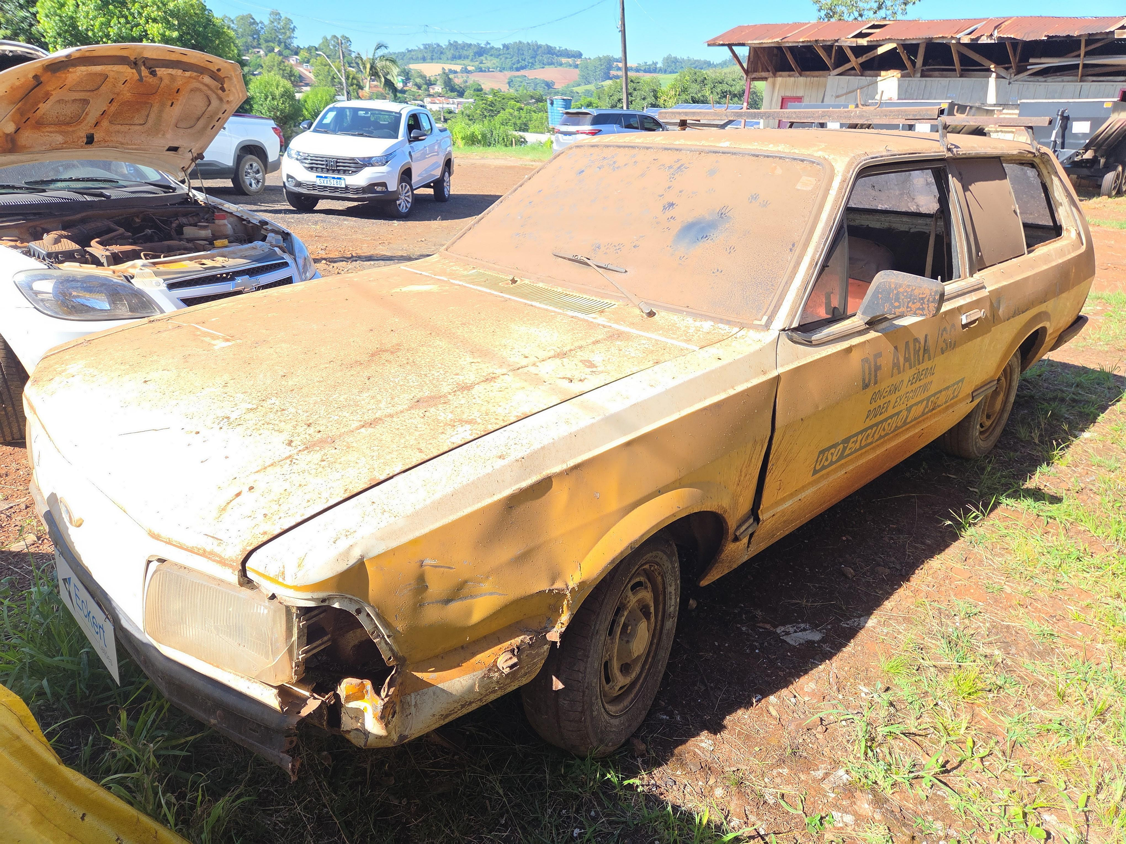 Foto de FORD DEL REY BELINA L ANO: 1988/1988 PLACA FINAL 9 (SC)