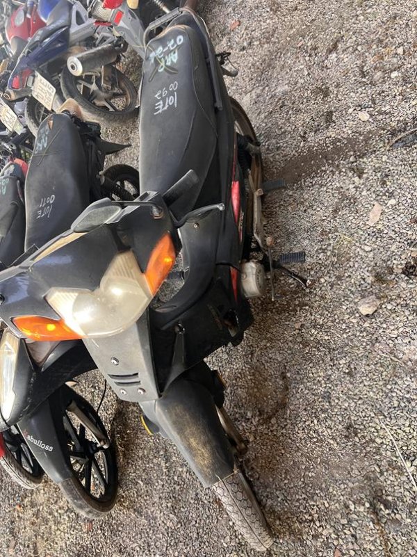 Foto de SHINERAY/50Q, ANO/MOD 2018/2019, COR PRETA, COMBUSTIVEL GASOLINA, PLACA 1 EMPLAC - N/I, RENAVAM N/I, ID CHASSI 99HPH2050KS000098, ID MOTOR 1