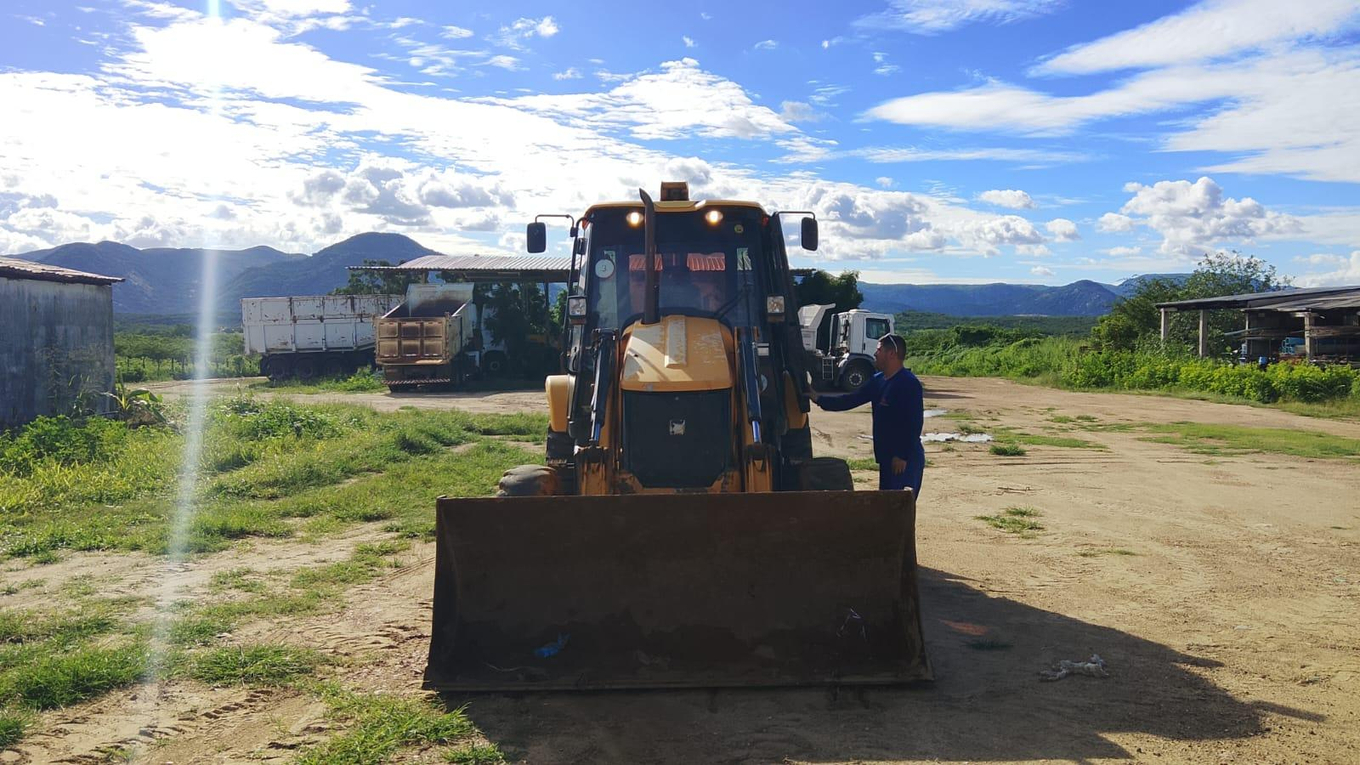 Foto de Retroescavadeira JCB 3CX ano 2019, 8.255 horas