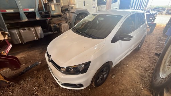 Foto de VW/FOX CONNECT MB, ANO/MOD 2021/2022, COR BRANCA, COMBUS ALCO/GASOL, PLACA QMN6C17, Nº 6250. (APROX. 279.706 KMS RODADOS)