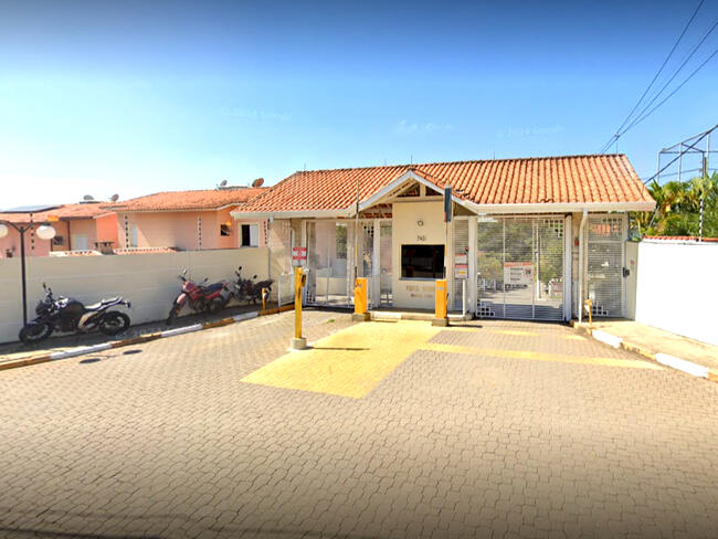 Foto de Casa em Cotia com 230,53 m²