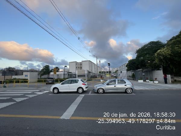 Foto de Apartamento em leilão no bairro Jardim Claudia em Pinhais - PR