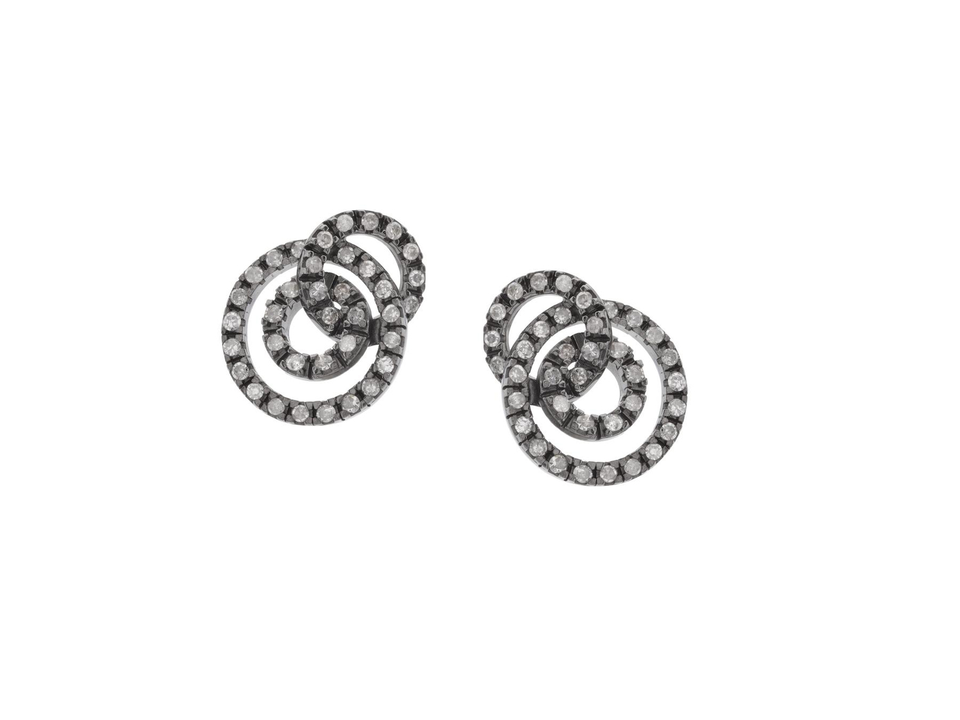 Foto de Vivara - Par de brincos de ouro 18k, ródio negro e diamantes. Cerca de 3,6g.