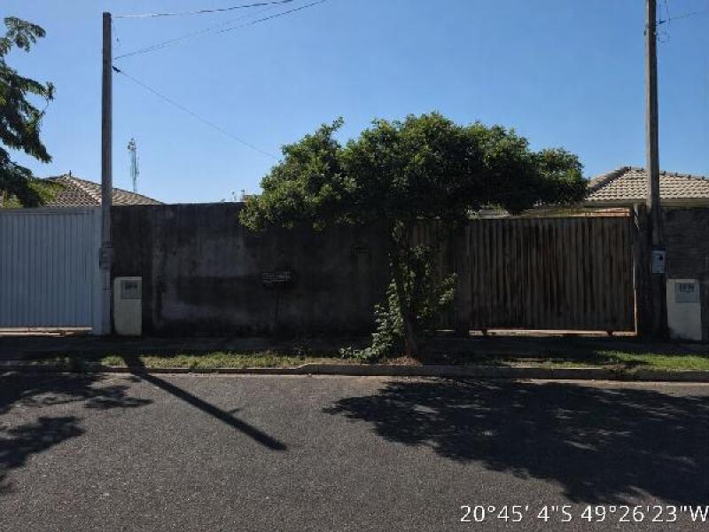Foto de Casa em leilão no Parque Residencial Dignidade em São José Do Rio Preto - SP