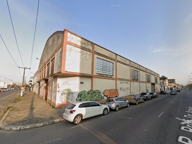 Foto de Galpão, A.T.: 2.679m², Centro, Pelotas/RS